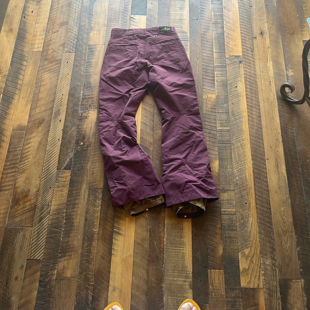 Snowboard or ski pants